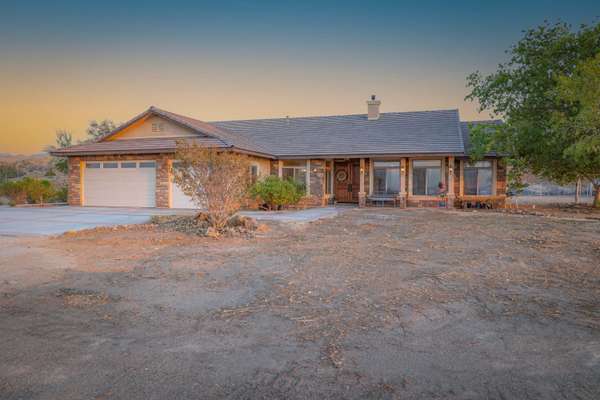 Custom-built Palmdale Home