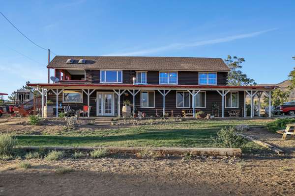 2-Story Ranch House in Tehachapi