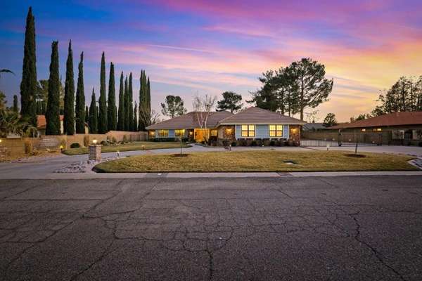 Custom-Built Single Story Home in Lancaster