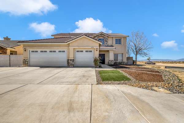 Beautiful Two-Story Home in Lancaster