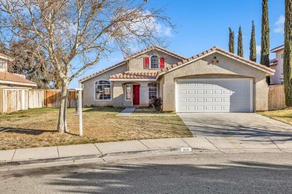 Beautifully Remodeled Palmdale Home