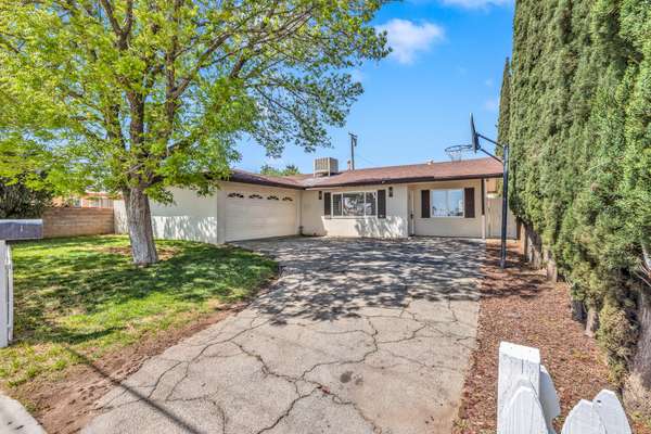 Cozy Single Story Home in Palmdale