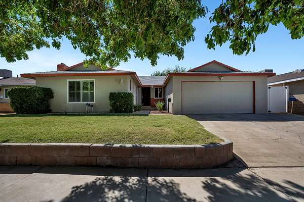 Fully Remodeled West Lancaster Home